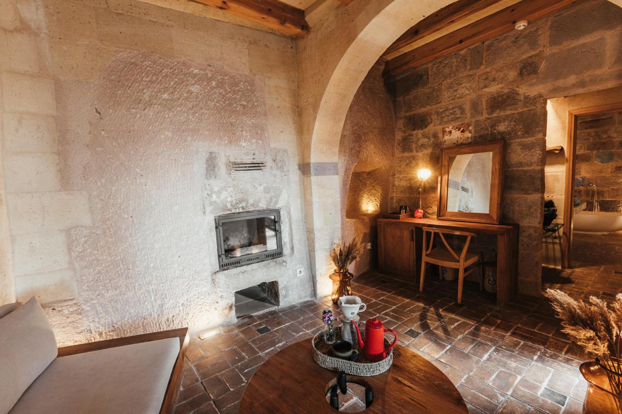 Millstone Cave Suites Hotel Uçhisar Zewnętrze zdjęcie